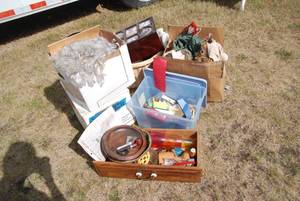 lot 251 image: Misc Lot Check all pictures DollBa...