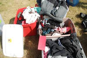 lot 267 image: 4 totes of random used clothing loo...