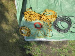 lot 120 image: lots of heavy duty extension cords,...
