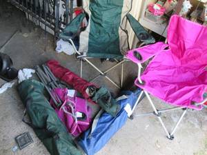 lot 172 image: Cluster of (6) folding Camping Chai...