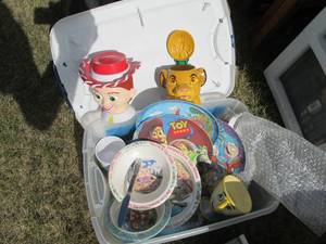 lot 314 image: covered storage tote with vintage a...