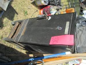 lot 330 image: Tall metal Brinkmann Smoker with co...