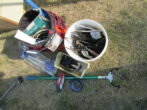 lot 344 image: Husky bucket jockey with buckets fi...