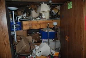 lot 14 image: Storage shed lot 10ft deep Many mis...