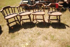 lot 281 image: 4 wood kitchen chairs...