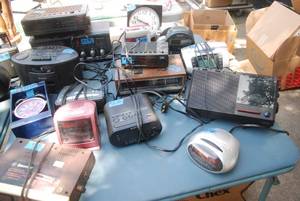 lot 65 image: Lot of alarm clocks. See pictures...