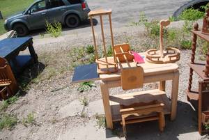 lot 72 image: Light wood end table with pullout w...