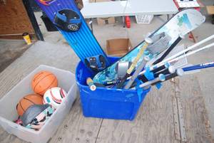 lot 491 image: Tote of long handled fly swatters a...