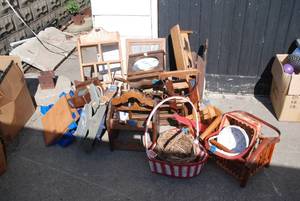 lot 548 image: Wood and wicker items, check all pi...
