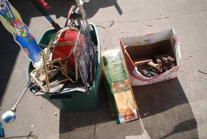 lot 555 image: Deluxe Rotisery Set, 2 knife blocks...