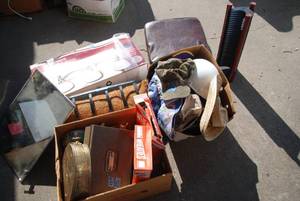 lot 556 image: Vanity Light, box of hats, massage ...