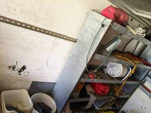 lot 104 image: Content on and around Metal Shelf t...