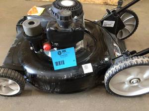 lot 11 image: Murray 20 in. 125 cc Briggs & Stratton Walk Behind Gas Push Lawn Mower with 4 Wheel Height Adjustment and Prime N Pull Start - Customer Return - Review all pictures