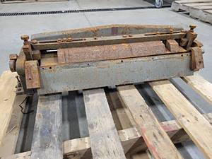 lot 698 image: BERKROY Model B90 24 Metal Brake - NO SHIPPING