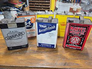 lot 722 image: Lot of (7) Empty 1 Gallon Metal Oil Cans - NO SHIPPING