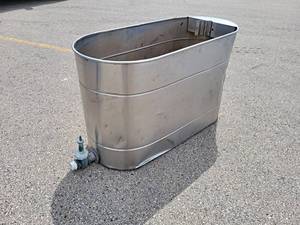 lot 915 image: Stainless Steel Tub - About 48 x 22 x 29 Tall - NO SHIPPING