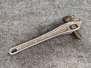 lot 482 image: RIDGID 14 Aluminum Pipe Wrench