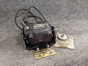 lot 491 image: DELCO 16HP 1PH Electric Motor