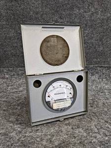 lot 549 image: Dwyer Magnahelic Meter - Part No. 2080C in Steel Case