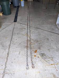 lot 567 image: 516 Log Chain - About 30 Long - Hooks on Both Ends - NO SHIPPING