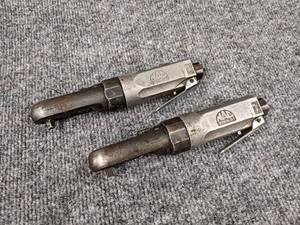 lot 604 image: Pair of MAC Tools Pneumatic 14 Drive Ratchets