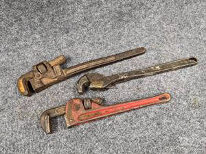 lot 612 image: 14 RIDGID Pipe Wrench, 18 TRIMONT Pipe Wrench and More