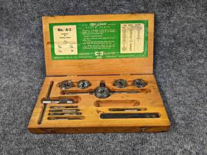 lot 629 image: Little Giant Tap & Die Set - Part No. A-1