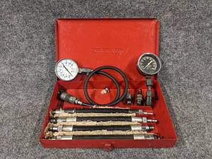 lot 641 image: SNAP-ON Cylinder Compression Tester Kit