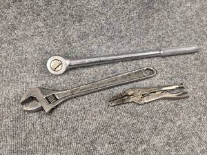 lot 644 image: S-K 12 Drive Ratchet, Blue-Point 12 Adjustable Wrench and Vise Grip Locking Pliers