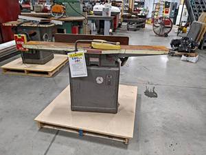 lot 757 image: Powermatic Model 60 Jointer - NO SHIPPING