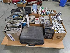 lot 780 image: Pallet Lot of Misc. Supplies Including H.B. Fuller UV Tracer Lamp Gun, Technics Receiver with RCA Speakers, Spray Paint, and MORE Pallet NOT Included - NO SHIPPING