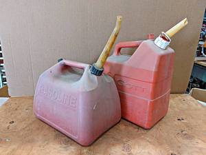 lot 847 image: Pair of 5 Gallon Gas  Fuel Cans - NO SHIPPING