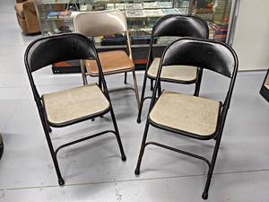 lot 917 image: Lot of (4) Vintage Samsonite Folding Chairs - NO SHIPPING