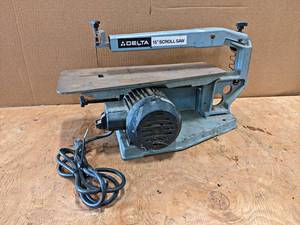 lot 935 image: 15 Delta Scroll Saw - Model No. 40-150 - NO SHIPPING