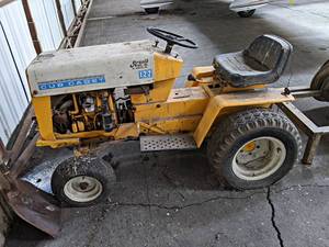 lot 966 image: Cub Cadet 122 Mower - Unknown Condition - NO SHIPPING