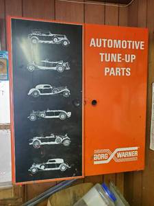 lot 102 image: Automotive Tune-Up Parts Cabinet