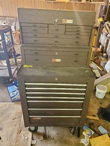 lot 116 image: Craftsman Rolling Tool Chest