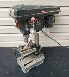 lot 11 image: Drill press and drill bits