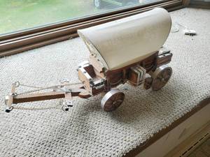 lot 32 image: Stagecoach lamp