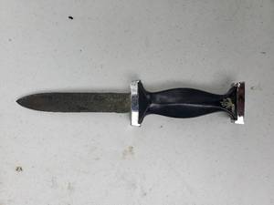 lot 152 image: German Knife