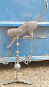 lot 155 image: Cat Weathervane