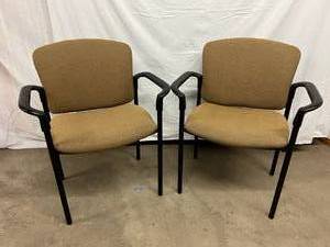 MSRP $1400(PAIR) HON PAGODA BIG &amp TALL GUEST STACKABLE SIDE ARM CHAIRS - 300LB CAPACITY - STAIN RESISTANT FABRIC COLOR IS CALLED ARCACIA (GOLD- BROWN SPECKS) - GREAT CONDITION - NO STAINS