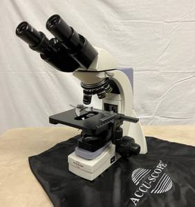WOW MSRP $3200 Accu-Scope 3002 Series Power Binocular Microscope With Rare 4 Objectives - Like New Condition Includes Storage Cover