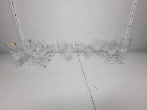 Beautiful 27 Piece Vintage 1960s Lead Crystal Collection by Cristal darques taille France