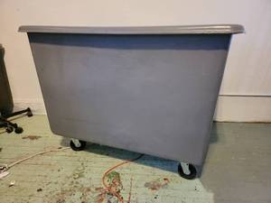 48 x 34 x 37 18 Bushel Gray Box Truck Bin (used drygoods only-clothes)