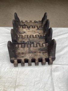 4 rubber track segments