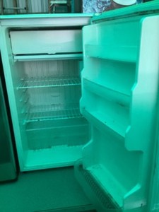 Mini refrigerator - white
