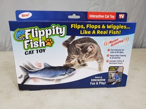 New Flippity Fish Cat Toy