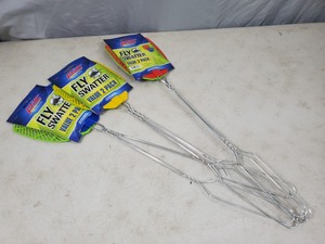 3 New 2 Packs of Fly Swatters