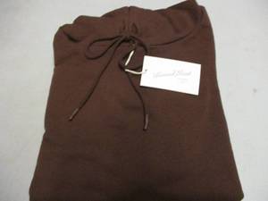 lot 139 image: Universal Thread 2X Sweatshirt new...